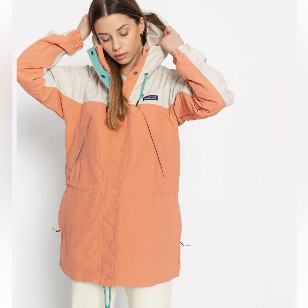 Patagonia Women's Sky forest Parka